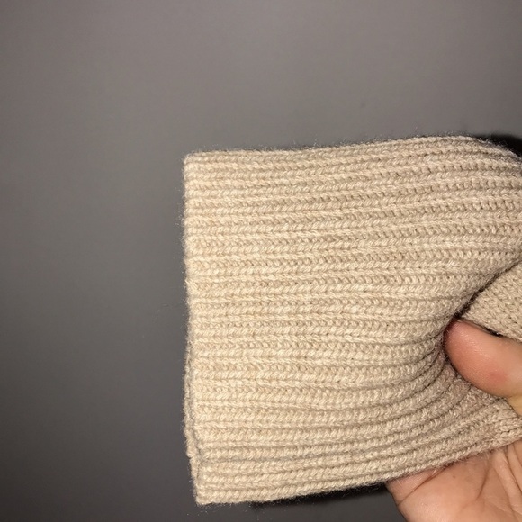 Tommy Hilfiger Argyle Sweater Size Medium - Picture 5 of 8